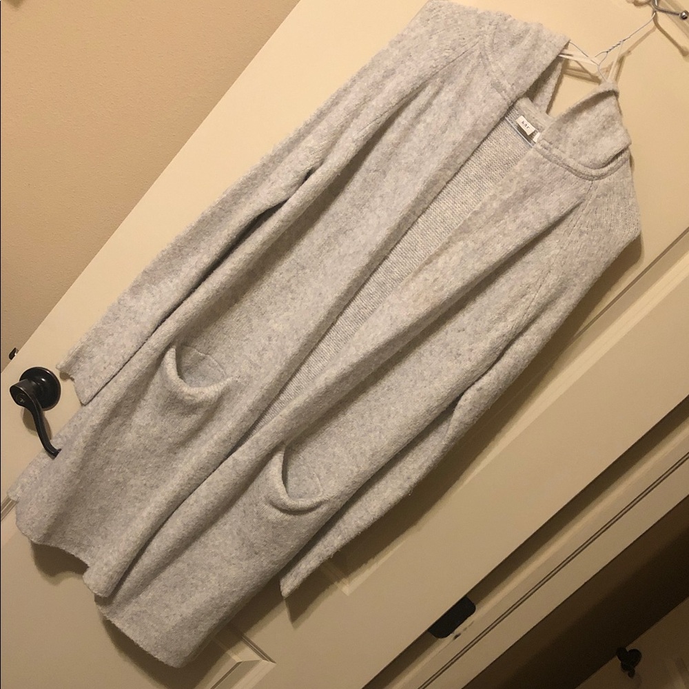 GAP Light Gray Knit Sweater